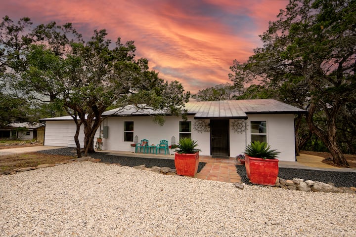 Sunset Haven, Lakehills, Texas - Lake Medina Highlands, TX