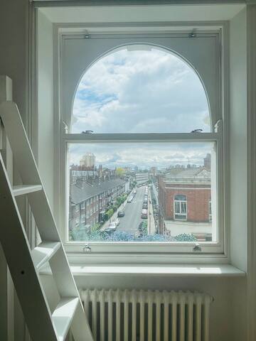 Townhouse in Chelsea gallery image 5