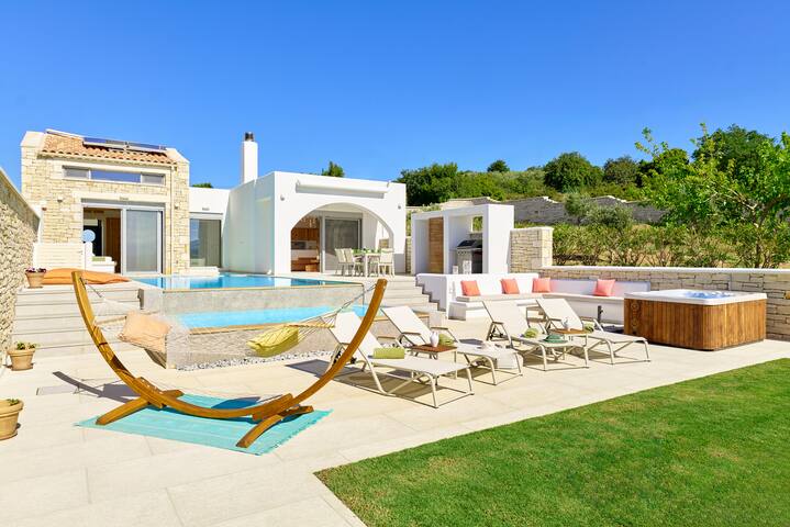 Aegean Sunset Villas & Spa ‘Villa Sand’
