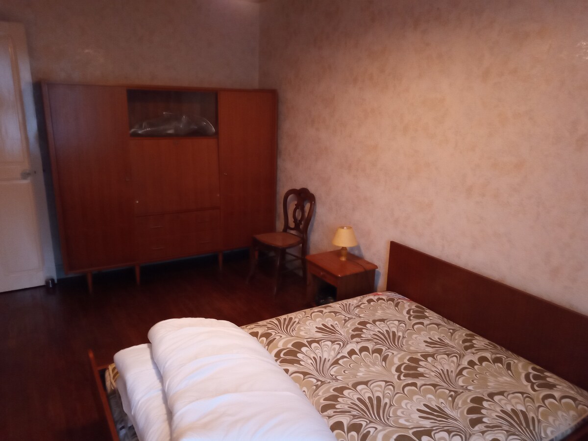 საძინებელი 3