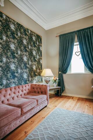 “Vintage Beach House” gallery image 4