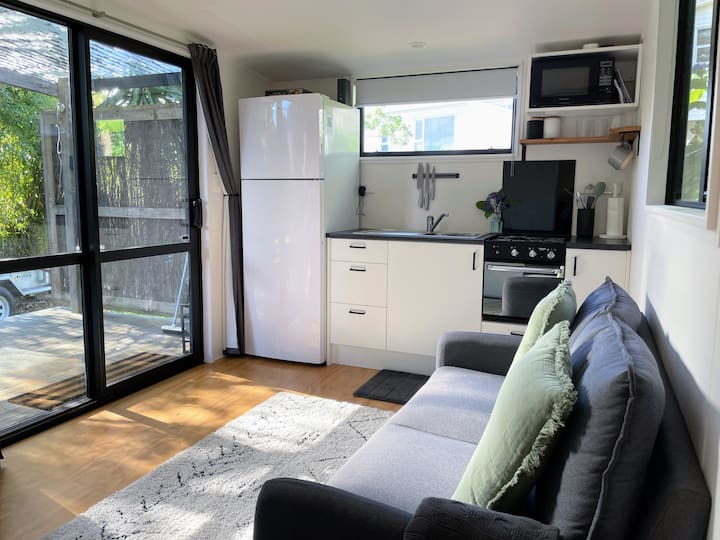 Backyard Sanctuary By The Beach - Taranaki
