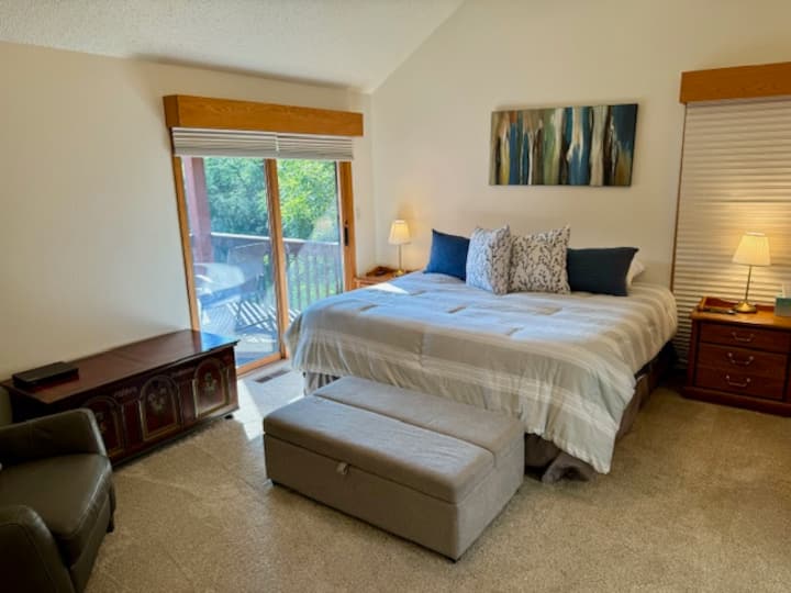 საძინებელი 1