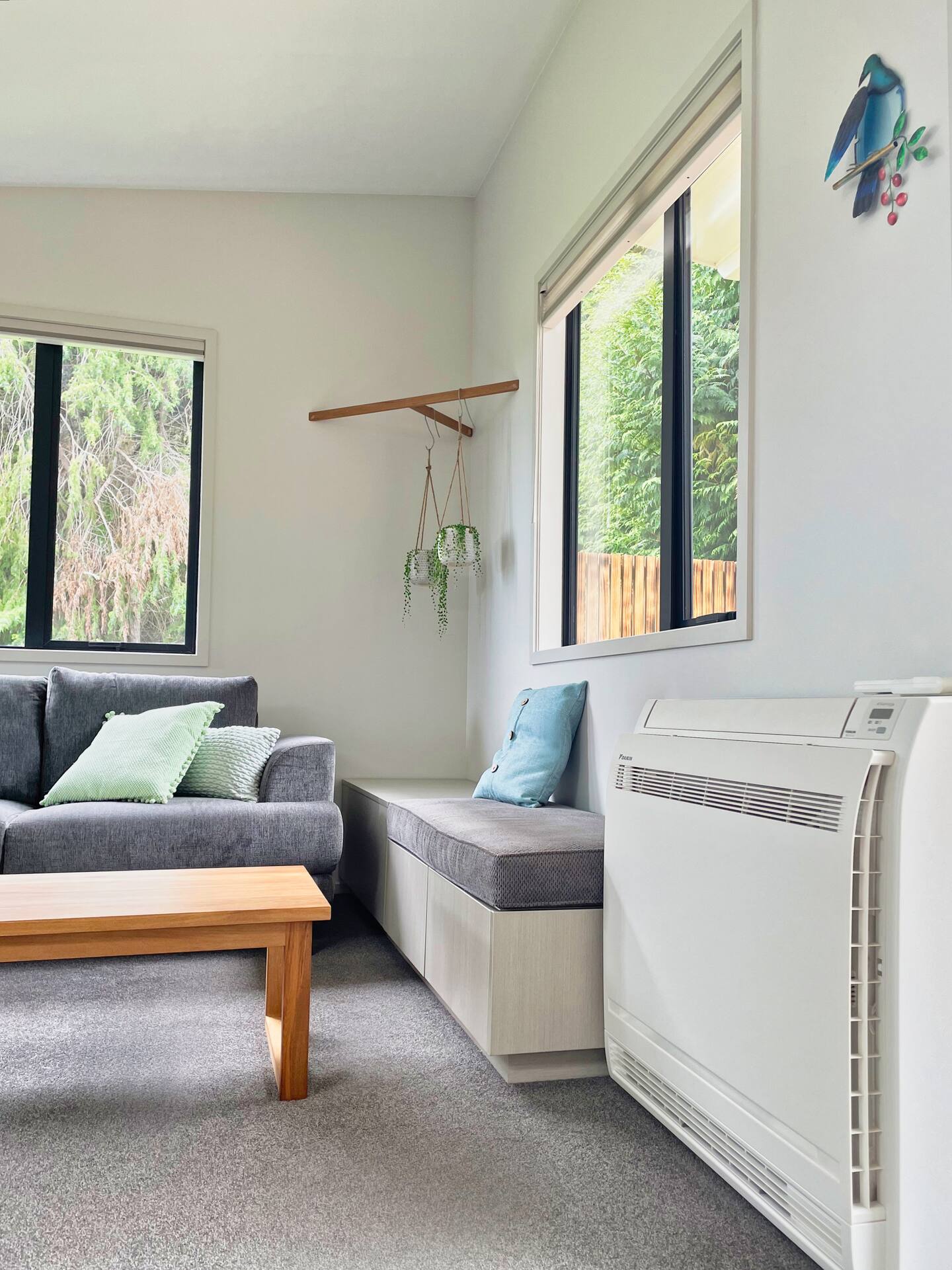 Modern Rural Retreat, 20 Mins Drive To Dunedin Cbd 3