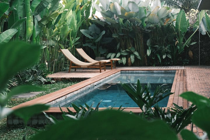 Tropical 2br House With Ac, Private Pool & Garden - Ubud