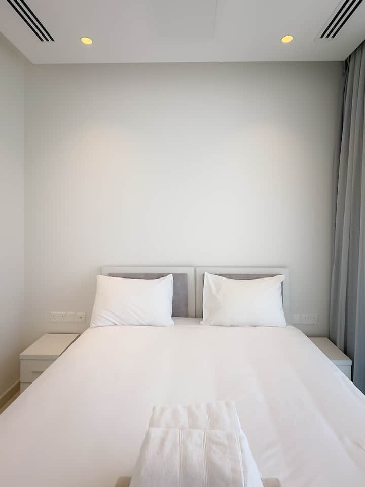 الصور مخصصة لأغراض التسويق.  يجب الإبلاغ عن أي طلب ترتيب سرير محدد مسبقًا لإعداد العقار وفقًا لذلك.