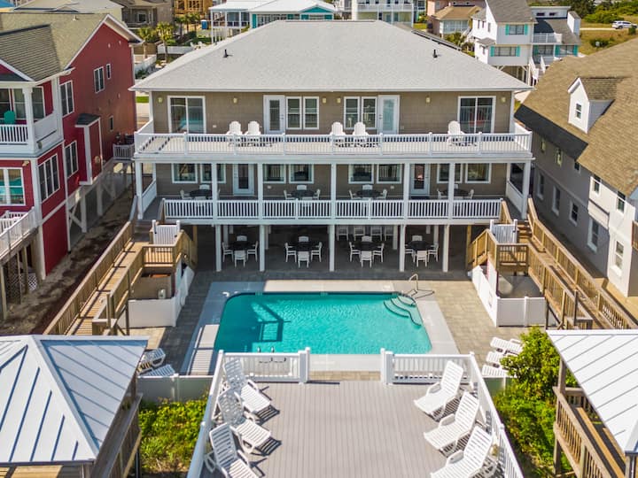 Amazing Location! Oceanfront 12bdrm Tiki Bar Pool - Ocean Isle Beach, NC