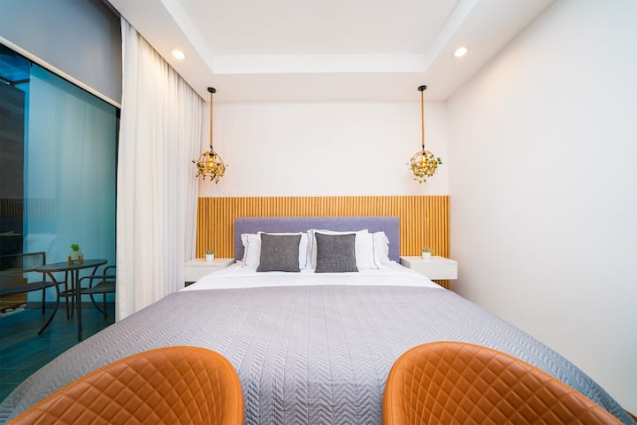Luxury finishes, calming tones only at Casa Crystal 