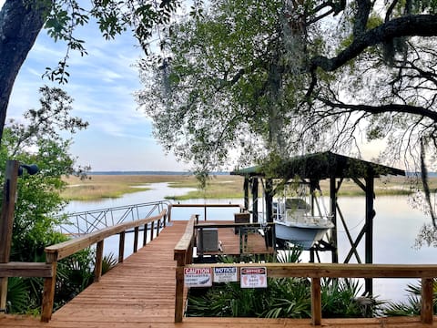 Admirals Lookout Waterfront Home