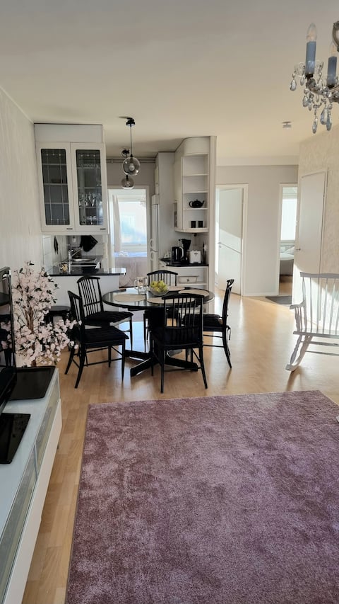 Charming home 2BR – free parking in the hall