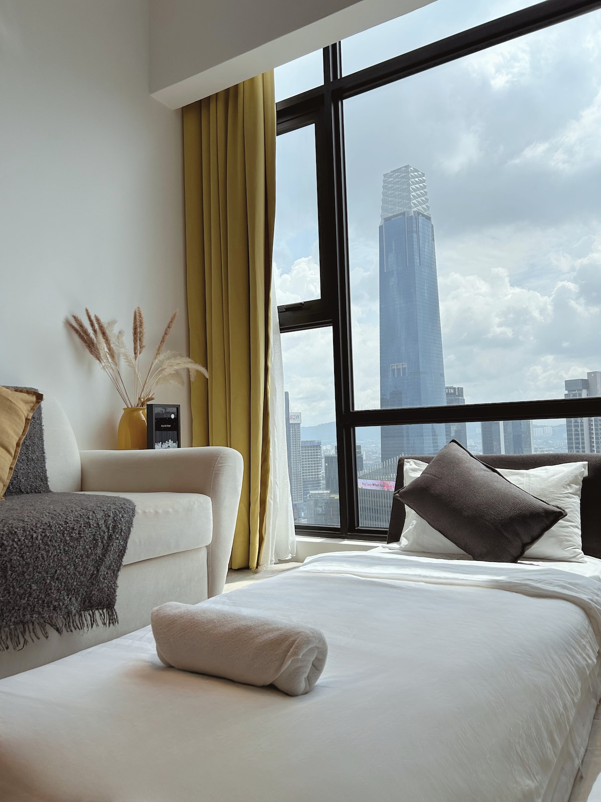 การตั้งค่าโซฟาเบดมีค่าใช้จ่ายเพิ่มเติม RM35 ++/ คืน 
沙發床設置額外收費馬幣35 ++/晚