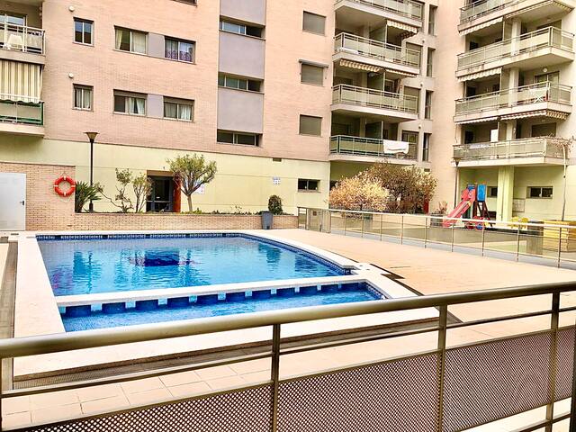 Entire home with 2 bedrooms in Oropesa Del Mar - Spacious Apartment with Pool (850m from beach)