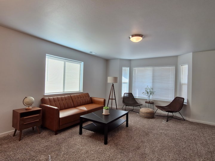 Serene 3-bed Getaway | Quick Drive To Down-town - Aberdeen, WA