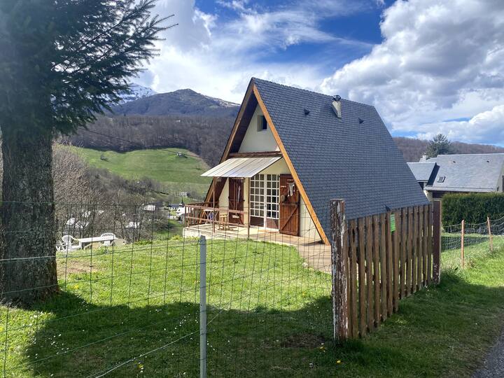 Petit Chalet à La Montagne - Campan