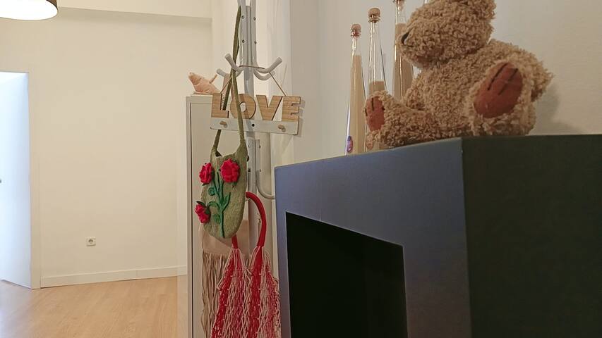 3Qbed-PlazaSpainRoyalPalaceFlat-2RmMax7P Longstay gallery image 3