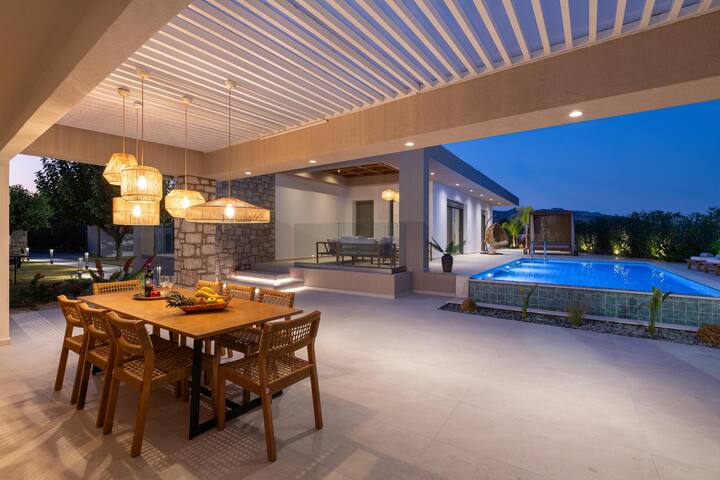 Golf Beach Villa gallery image 5