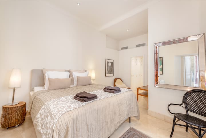 غرفة النوم 1