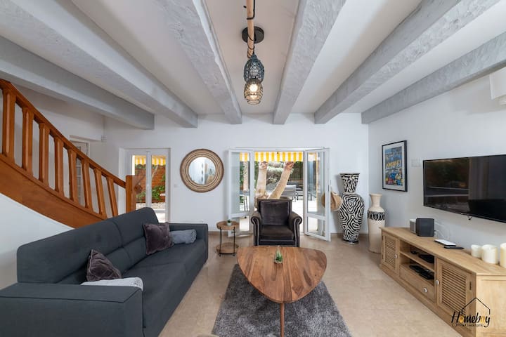 Home Bay Conciergerie managed Airbnb listing 1