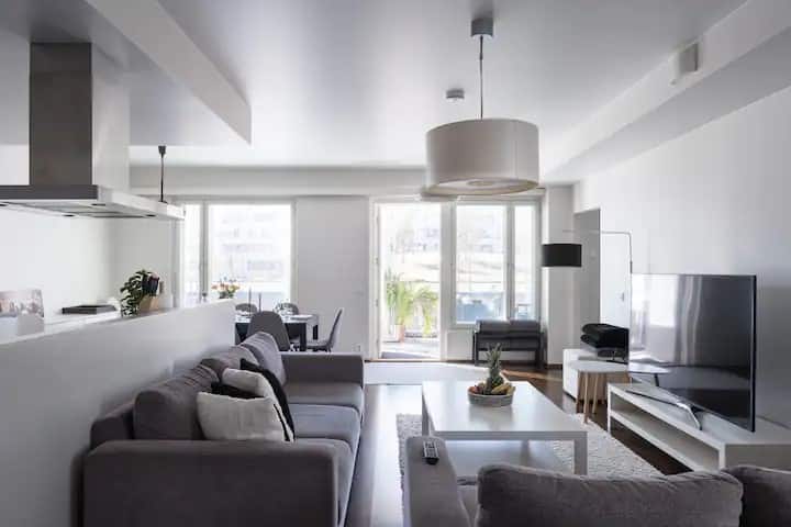 Large 3br For 10  Sauna  Park View  Near Center - Helsinki