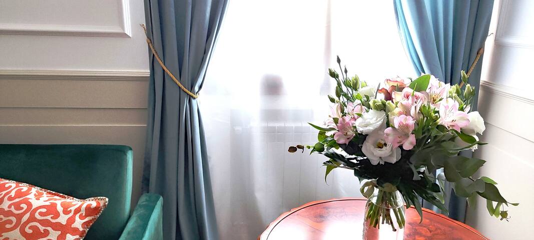 Oliver Twist in Venice gallery image 2