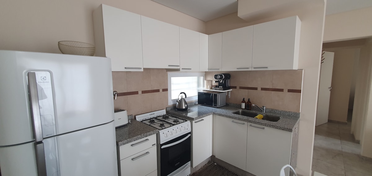 Top performing Airbnb: Lovely apartment in Barrio Bombal in Departamento Godoy Cruz