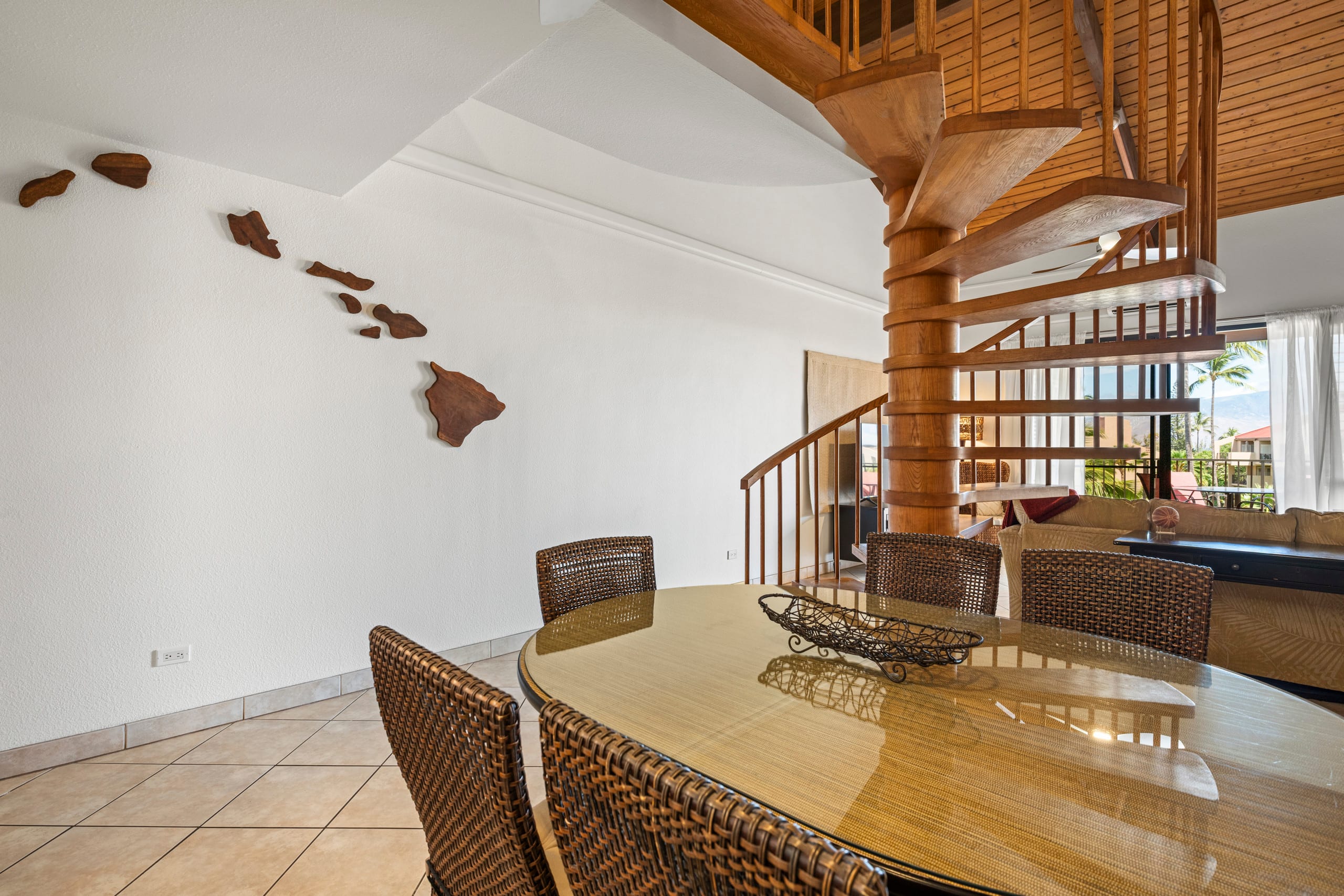Family Friendly Loft Style Kihei Condo 2BD/2BA - Image 11