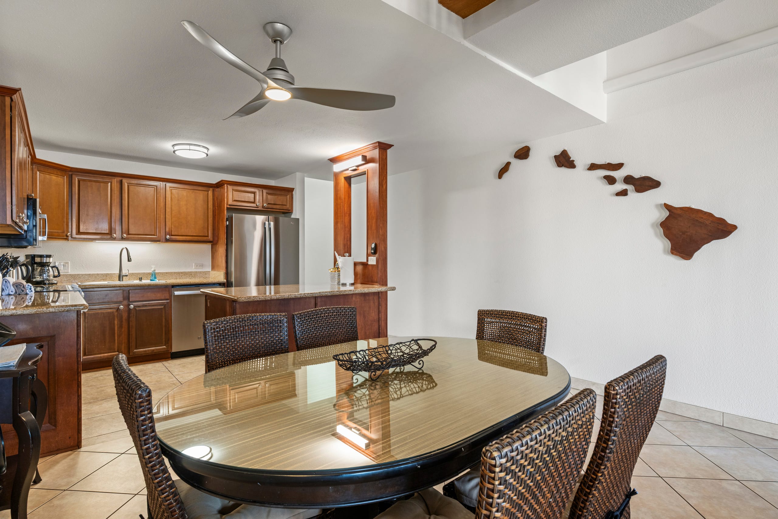 Family Friendly Loft Style Kihei Condo 2BD/2BA - Image 9