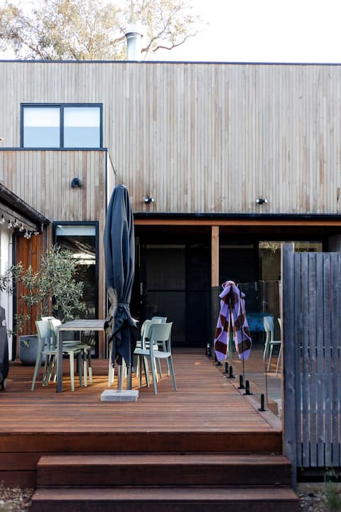 Quiet coastal escape with pool