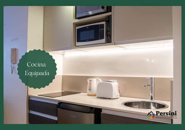 Monoambiente con pileta y laundry en Palermo