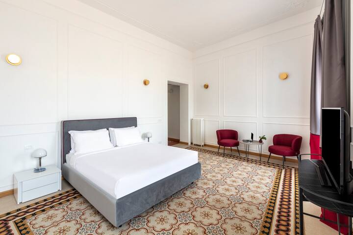 SJR Luxury Apartment Trevi Fountain B gallery image 4