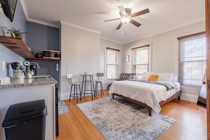 Strathallan Studio - Rochester, NY