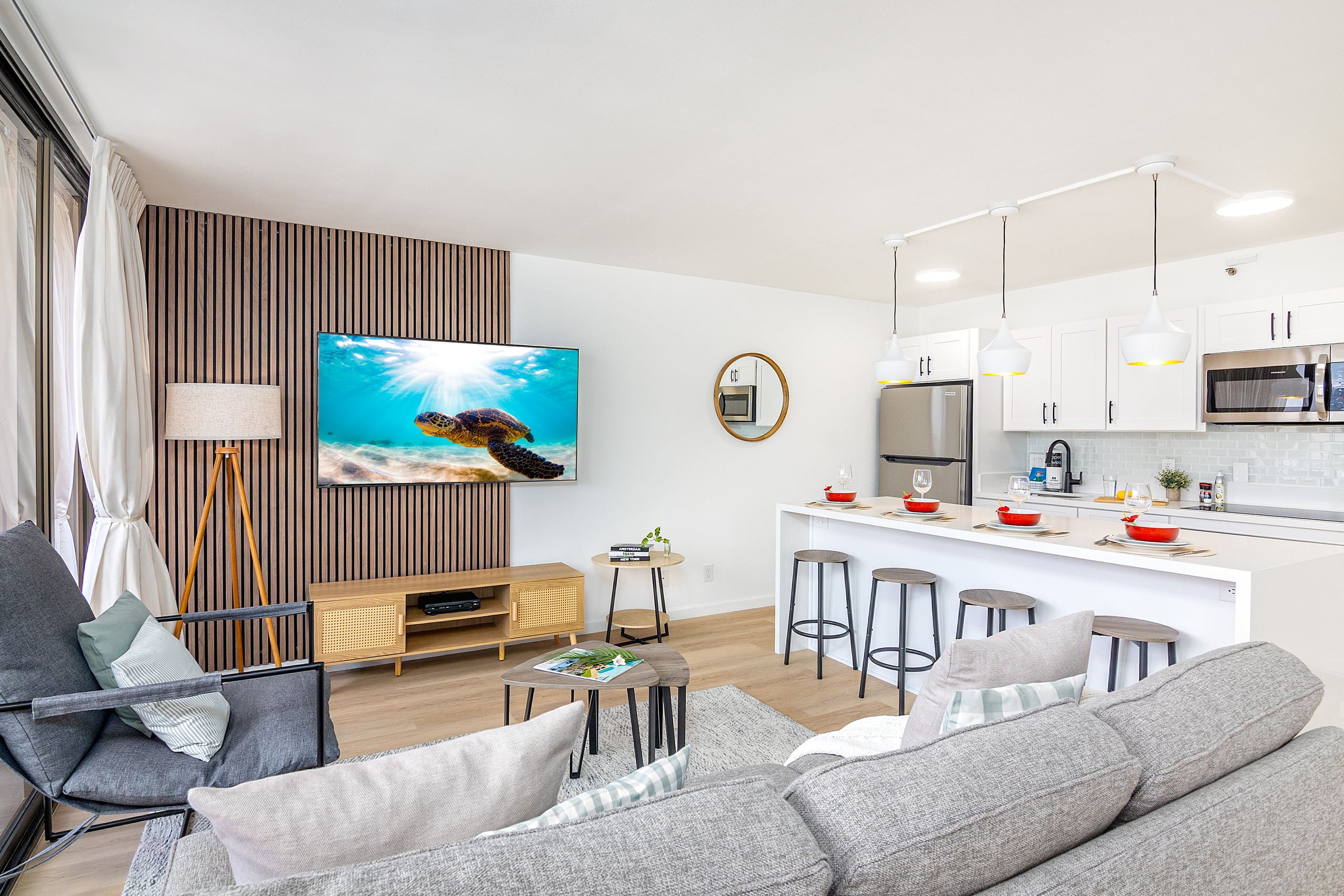 Condo in Honolulu · ★4.86 · 1 bedroom · 2 beds · 1 private bath - Image 8