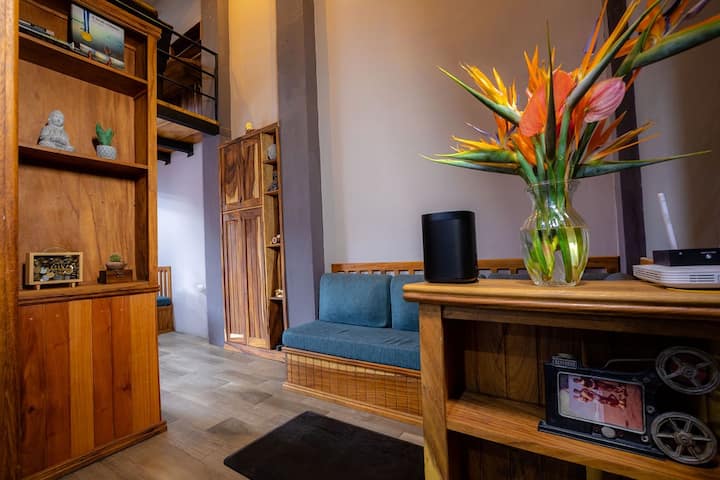 Loft Mercedes Centrally Located / Terrace View - Panajachel