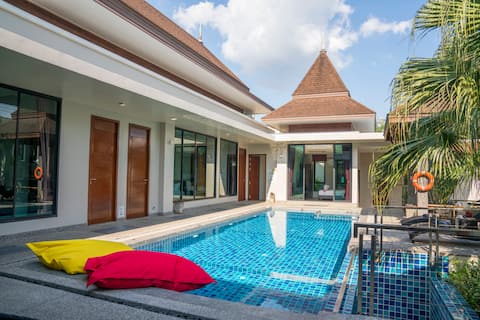 Narintara Private Pool Villa - Free Tuk-Tuk (V5)