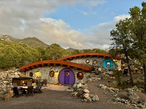 The Hobbit Home | Hot Tub | 2 Saunas | 2 Fire Pits