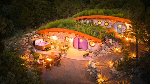 The Hobbit Home | Hot Tub | 2 Saunas | 2 Fire Pits