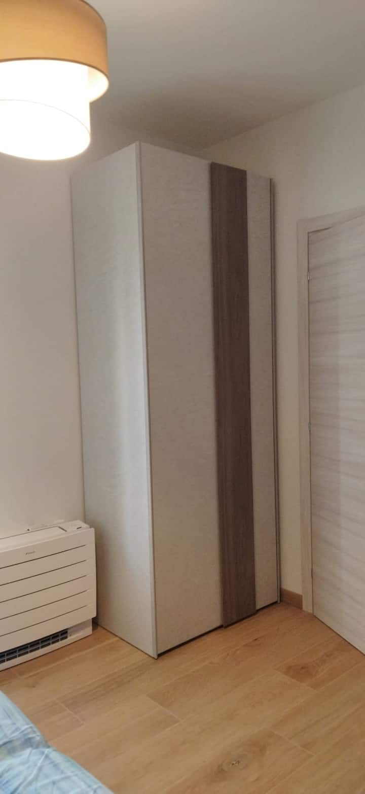 WARDROBE kwa ajili ya nguo