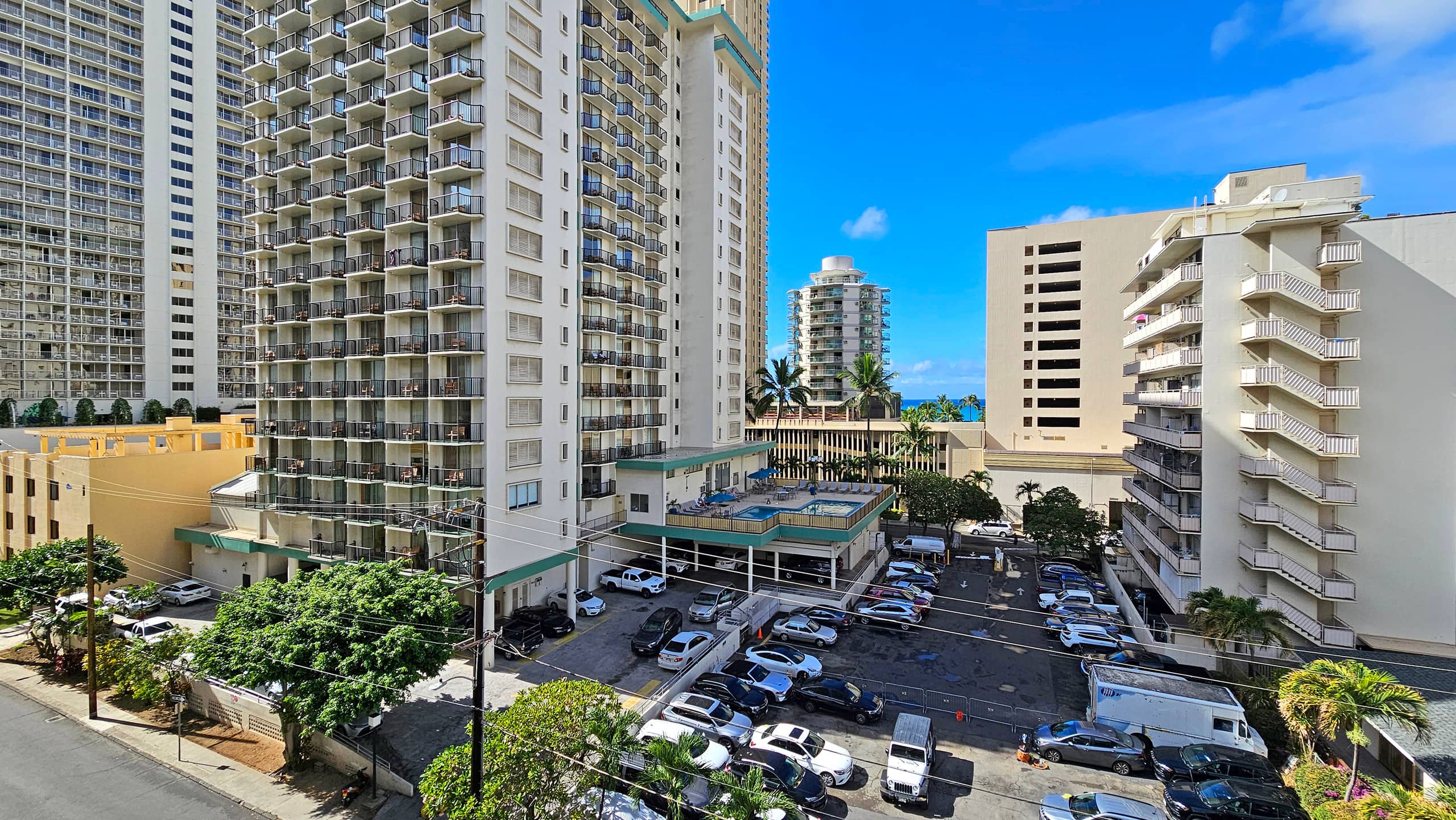 Paradise 2 Blocks to Beach by Aloha-Waikiki 7 - Image 31