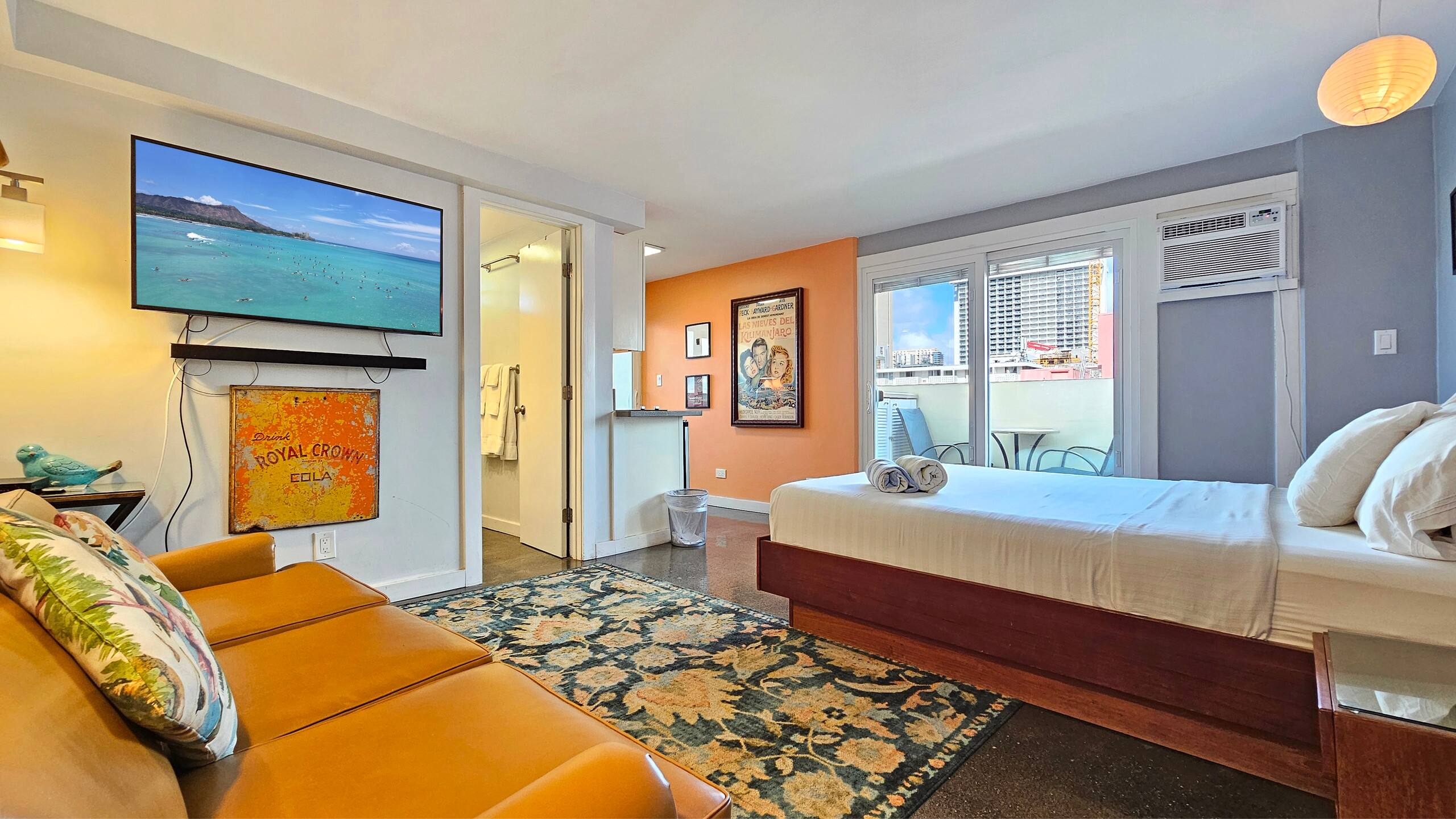 Paradise 2 Blocks to Beach by Aloha-Waikiki 7 - Image 2