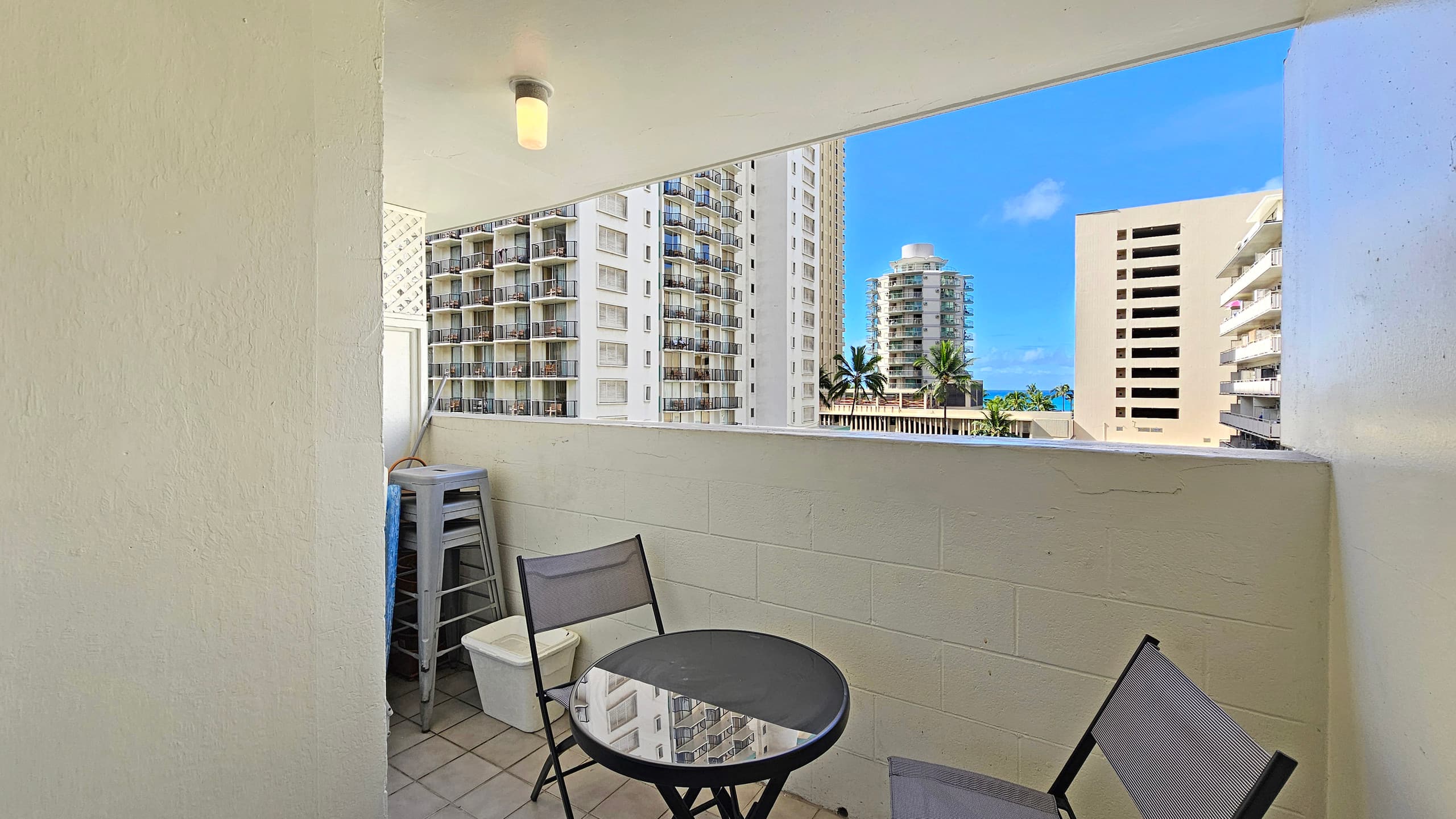 Paradise 2 Blocks to Beach by Aloha-Waikiki 7 - Image 4