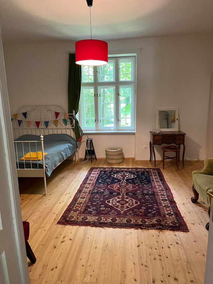 غرفة النوم 1