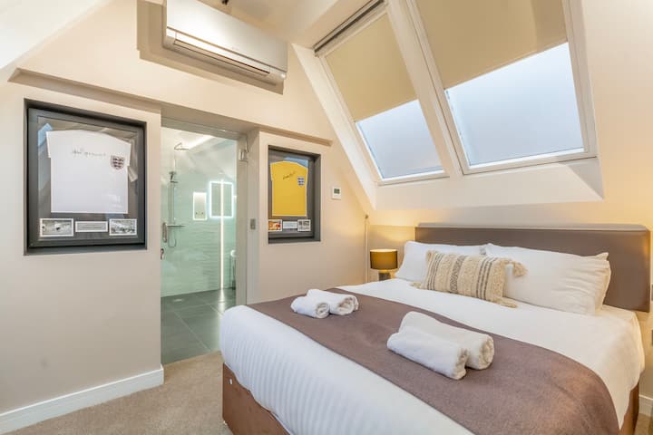 Memorabilia Suite - Luxury 1 Bedroom Apartment - Nottingham