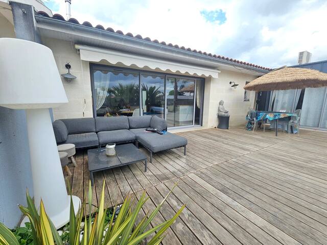 Maison 3 chambres avec piscine chauffée. parking gallery image 3