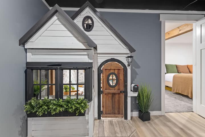 25% Off~2-story Playhouse ~ Hot Tub~ 12 Min To Mci - Riss Lake, MO