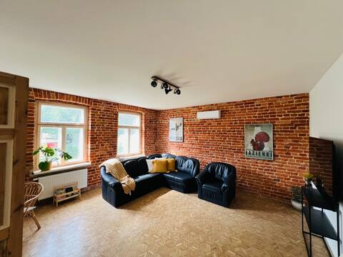 Top performing Airbnb: Little house in a peaceful area of Warsaw in Włochy