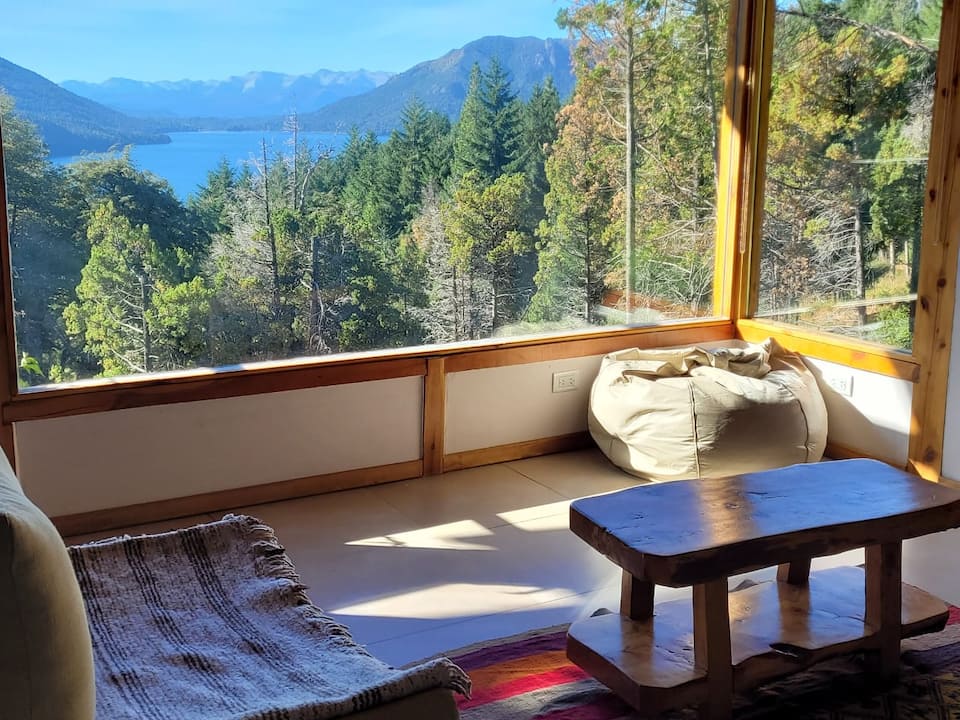Los Maquis, a mountain house above Lake Gutiérrez, San Carlos de Bariloche, Río Negro, Argentina, photo 2 of 10