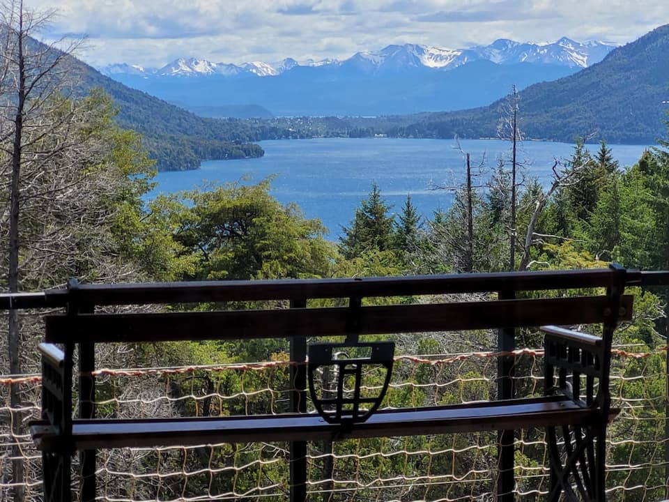 Los Maquis, a mountain house above Lake Gutiérrez, San Carlos de Bariloche, Río Negro, Argentina, photo 3 of 10