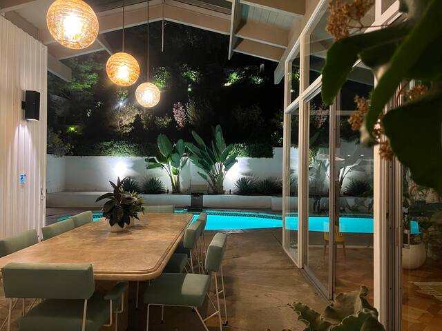 Mid Century Hollywood Hills masterpiece gallery image 2