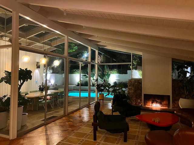 Mid Century Hollywood Hills masterpiece
