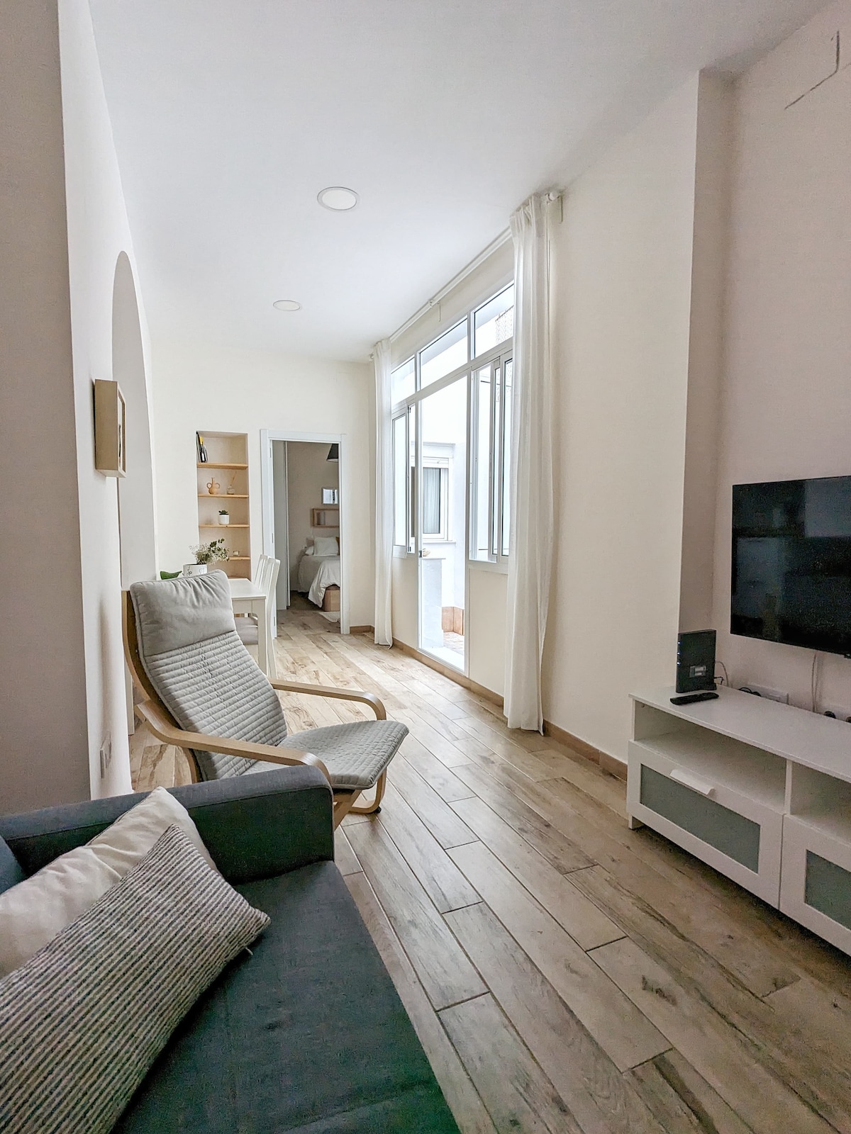 Successful Airbnb property: A corner in the Jewish Quarter in La Florida